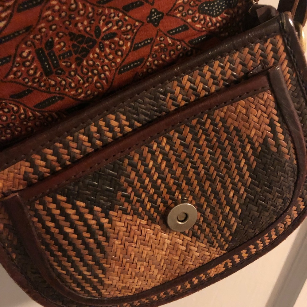 Vintage rattan and leather crossbody purse - Picture 7 of 8